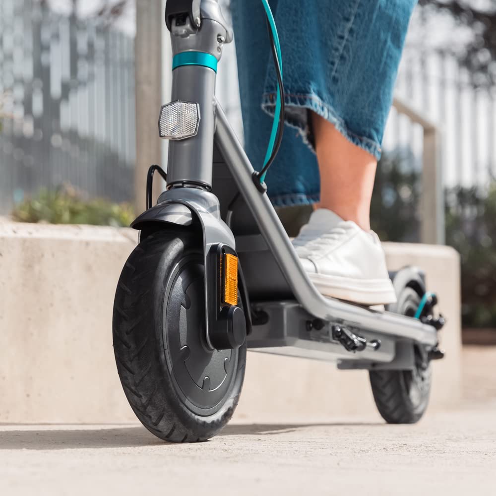 Cecotec Trottinette électrique Bongo Série D, offre une puissance maximale de 650 W - 500 W, autonomie de 30/20 km, roues de 8,5" - 10", frein électrique avant et frein à disque arrière, homologué