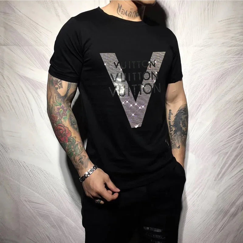 2024 Men's T-shirt Quality Mercerized Cotton V-shaped Pattern Rhinestone New Street Fashion Style Short-sleeve Male Top Clothes